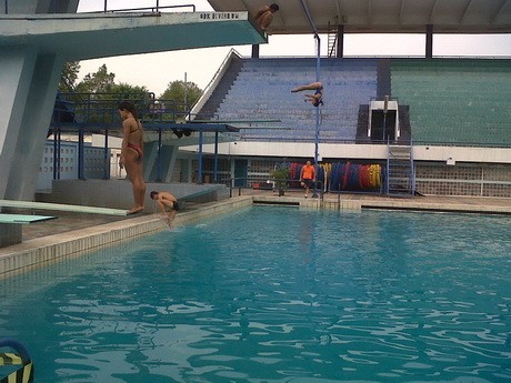 Menimba Ilmu dari Pelatih Loncat Indah Asal China