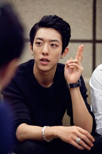 Terima kasih BOICE Indonesia. Terima kasih telah menunggu kami, ucap Jungshin dengan bahasa Indonesia yang terbata-bata. (FNC Entertainment/W Productions)