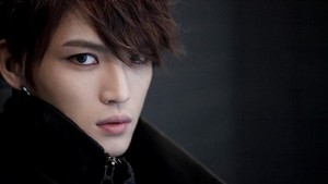 Kim Jae Joong Berkolaborasi dengan Gitaris Glay di Album Terbaru