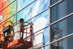 Yerba Buena Center Bersolek Sambut iPad 5