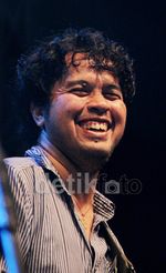 Balawan dan Barry Likumahuwa Tutup JAK JAZZ 2013