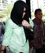 Istri Akil Diperiksa KPK