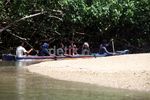 Asyiknya Berkano di Sungai Cigenter