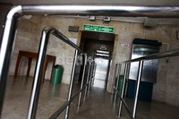 Lift menuju puncak Monas diperbaiki mulai hari ini, Senin (21/10/2013) hingga Minggu (15/12/2013).