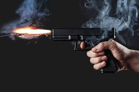 Amerika Di Bawah Moncong Senjata Koboi