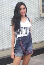 Kaki Jenjang Widi Vierratale