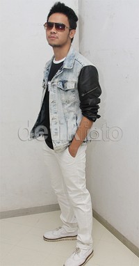 Kini, Reza mengatakan dirinya sudah mempunyai pacar baru. Gus Mun/detikHOT.