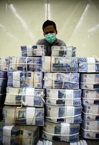 Untuk tahun ini dan 2014, Peruri akan memesan 2 line mesin percetakan uang demi meningkatkan kapasitas produksi. Rencananya tahun ini juga, mesin didatangkan dari Jepang untuk mesin yang berharga antara Rp 500-700 miliar.