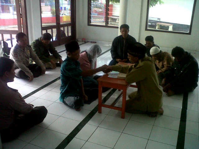 Tahanan Kasus Curanmor Menikah di Kantor Polisi