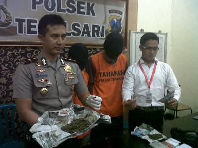 Polisi Gagalkan Transaksi Dua Pengedar Ganja