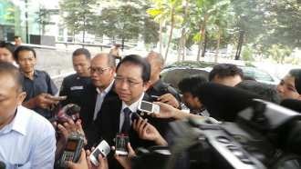Berjas Hitam, Marzuki Alie Penuhi Panggilan KPK