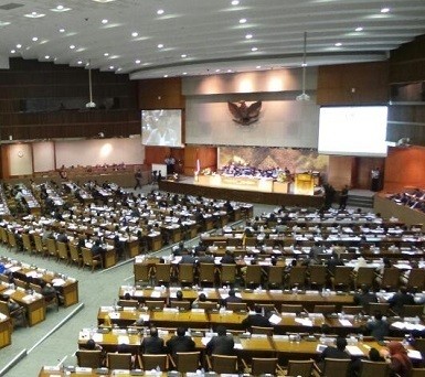 Paripurna Persetujuan Calon Kapolri Dimulai, 274 Anggota DPR Tak Hadir