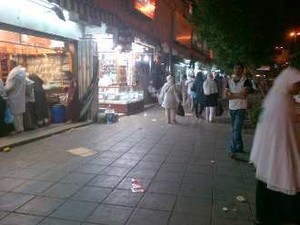 Serunya Berburu Oleh-oleh Haji di Pasar Borong Jakfariyyah