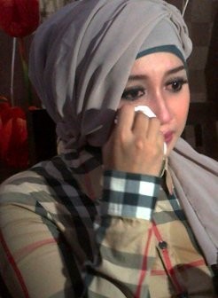 Meski Fathanah Dituntut 17,5 Tahun Penjara, Sefti Tetap Cinta