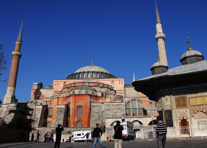 Menyusuri Jejak Konstatinopel di Istanbul, Turki