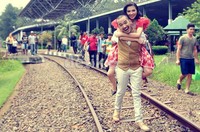 Keduanya terlihat mesra saat syuting video klip 'Cuma Kamu' di Museum Transportasi, Taman Mini Indonesia Indah, Jakarta Timur. (dok. detikHOT)