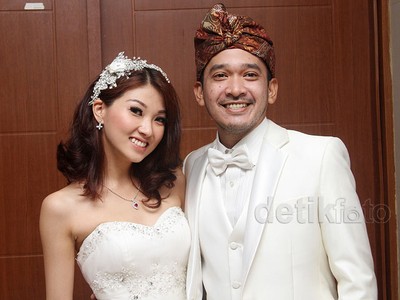 Momen-momen Indah Ruben Onsu dan Wenda Tan