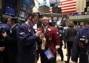 Investor Menanti Laporan Kinerja Emiten, Wall Street Stagnan