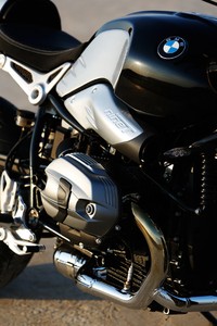 BMW R nineT dibekali sebonggol mesin boxer berkapasitas 1.170 cc. (dok BMW).