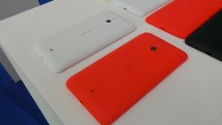 Duet Ponsel Jumbo Jagoan Nokia