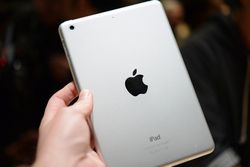 Lebih Intim dengan iPad Mini Retina Display