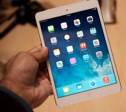 Lebih Intim dengan iPad Mini Retina Display