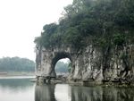 Kutukan Gajah Sakti Jadi Bukit di Guilin, China