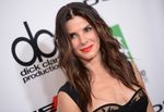 Pesona Sandra Bullock di Red Carpet