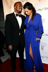 Kim dan Kanye saat menghadiri acara Angel Ball 2012 di Cirpiani Wall Street, New York, pada Oktober 2012.