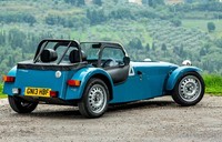 Dan sama dengan Caterhams standar lainnya, bodywork Caterham Seven 160 akan menggunakan cat aluminium, meskipun fiberglass akan ditempelkan pada bagian hidung dan fender dengan warna yang tidak ditentukan. (Dok Caterham CARS)