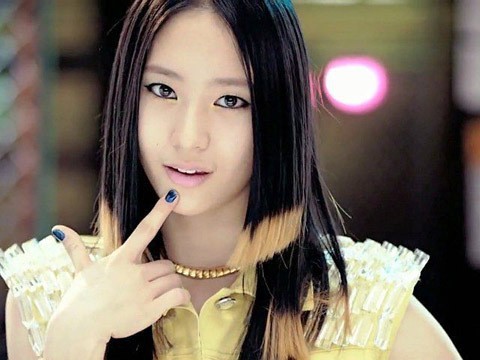 Selamat Ulang Tahun ke-19, Krystal f(x) !