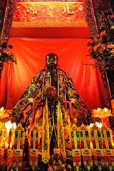 7 Negara dengan Kebiasaan Unik di Hari Libur