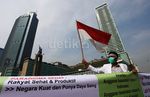 Puluhan Dokter Demo di Bundaran HI