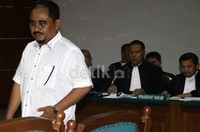 Luthfi Hasan Ishaaq menjalani sidang lanjutan.