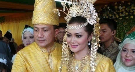 Pulang Ibadah Haji, Bella Saphira Dikunjungi Imam Besar Istiqlal
