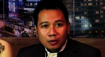 Ibunda Vicky Prasetyo: Makin Dibenci Makin Terkenal
