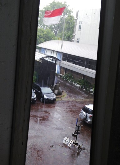 Ini Kawasan di Jaksel yang Terkena Hujan dan Angin Kencang