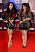 Gaya Keluarga Bahar di HUT !nsert