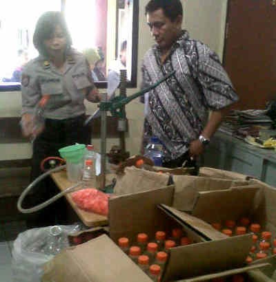 Home Industry Miras Oplosan di Malang Digerebek