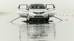 Mobil Nissan Bisa Jadi Perahu!