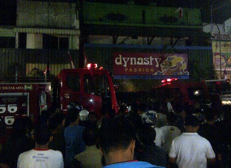 Pedagang Dengar Suara Blub Sebelum Toko Pakaian di Malioboro Terbakar