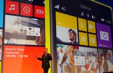 Elop Tak Sabar Gabungkan Kekuatan Nokia-Microsoft