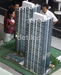     Apartemen berkapasitas 550 unit itu dibangun di lahan seluas 1,2 hektar.