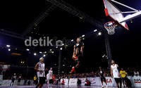 Acara itu dihadiri oleh empat pemain streetball yang tengah naik daun di Amerika Serikat, yakni Jesse Spin Cycle LeBeau, Chris Hoopstar Staples, Haneef Young Hollywood Munir, dan Isaac Sir Isaac White.
