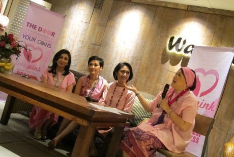 Komunitas LovePink Bantu Pengobatan 2 Pasien Kanker Payudara