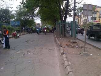  250 Buruh Demo, Halangi Jalan di JIEP Pulogadung