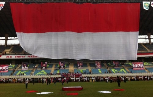 Peringati Sumpah Pemuda, RI Pecahkan Rekor Bendera Terluas Dunia