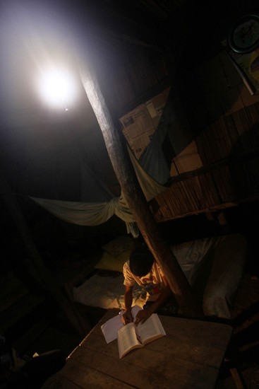 Pengusaha Sebut Warga RI di Perbatasan Terpaksa Beli Listrik dari Malaysia