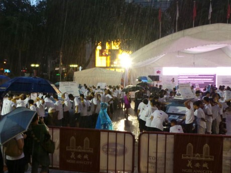 Hujan Deras dan Petir, Subaru Palm Challenge Disetop Sementara
