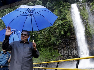 Presiden SBY Kunjungi Air Terjun Lembah Anai